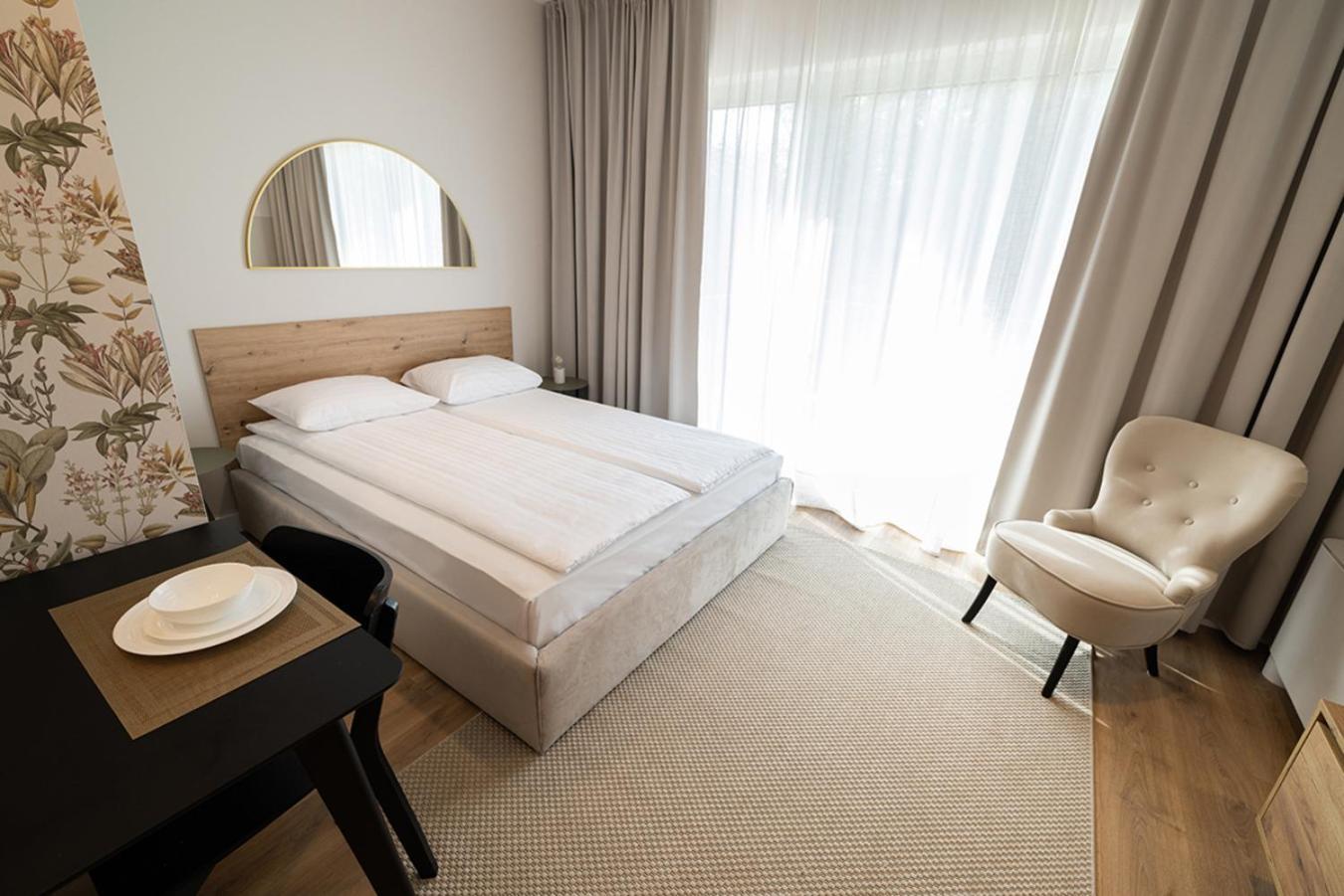 B85 Suites วอร์ซอ ภายนอก รูปภาพ