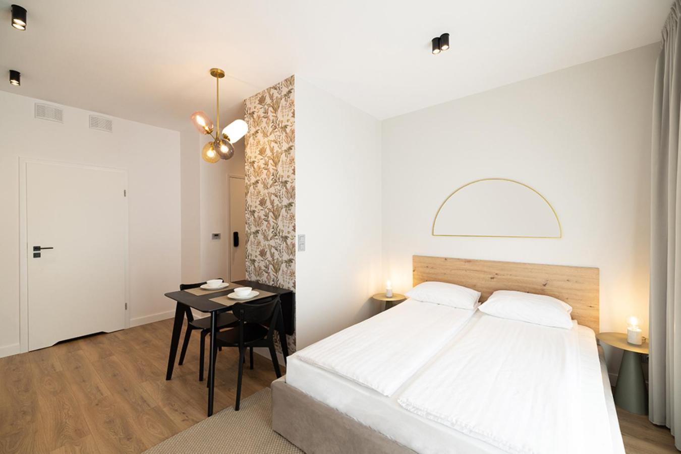 B85 Suites วอร์ซอ ภายนอก รูปภาพ